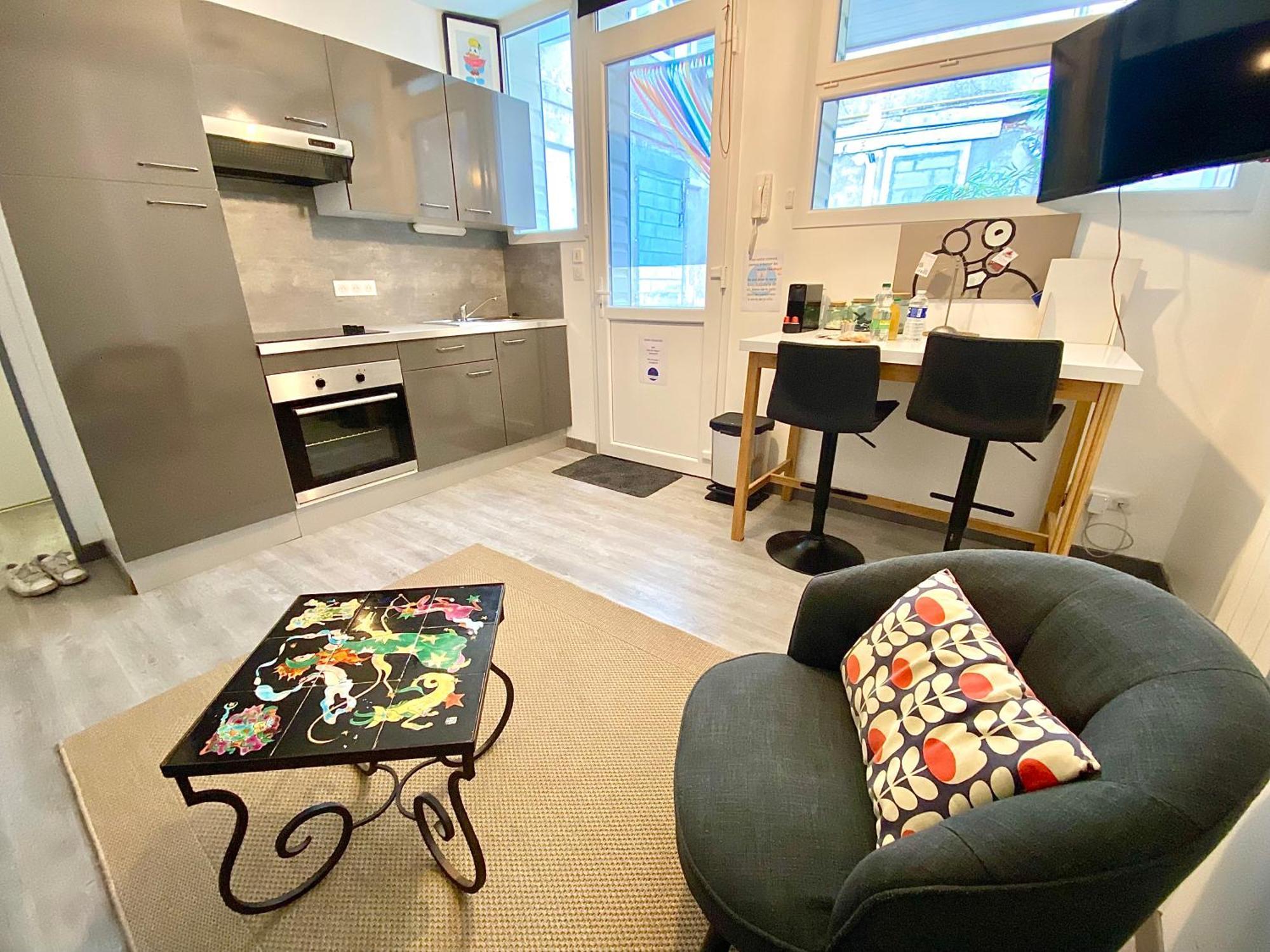 L'Adrien Studio Tout Confort Avec Terrasse Limoges Luaran gambar